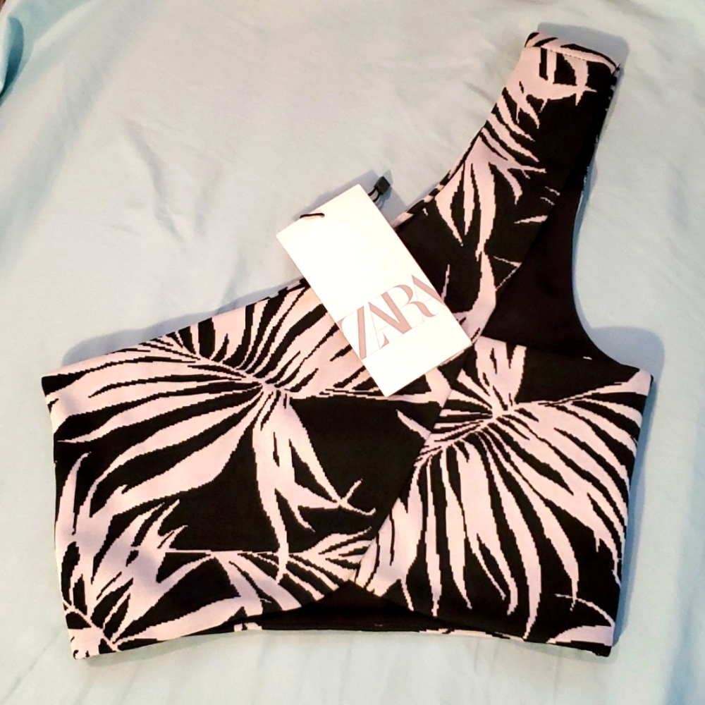 Zara Floral Black & White Assymetrical One Shoulder Top, Sz S